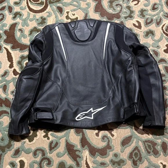 Alpinestars Black and White Jaws Airflow Motorcycle Jacket - Picture 4 of 4